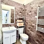Stylish Haven In The Center Apartment
